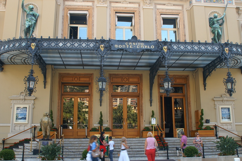 Der Eingang zum Casino